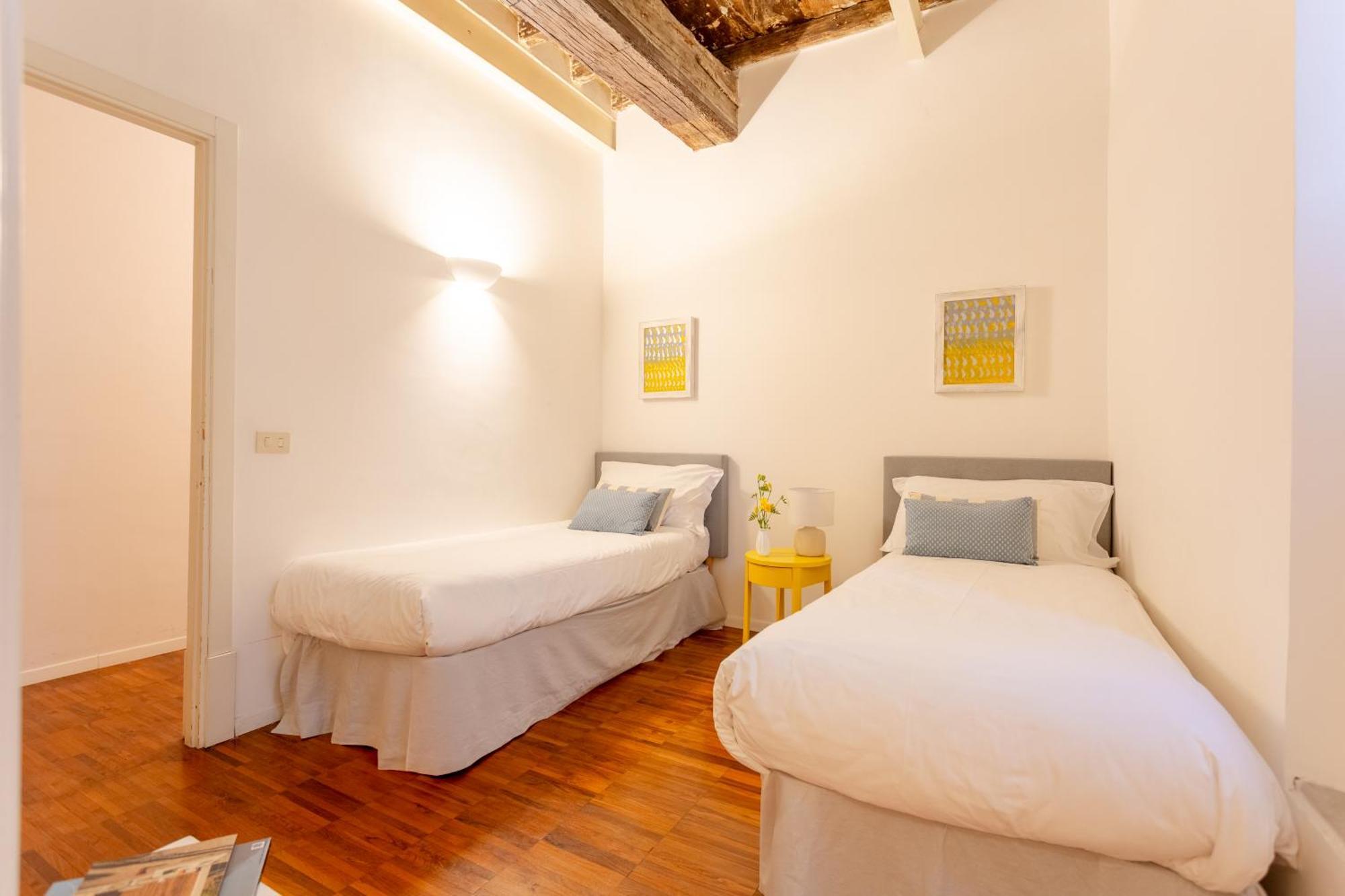 Apartmán Casa Cristina In Piazza Farnese Řím Exteriér fotografie